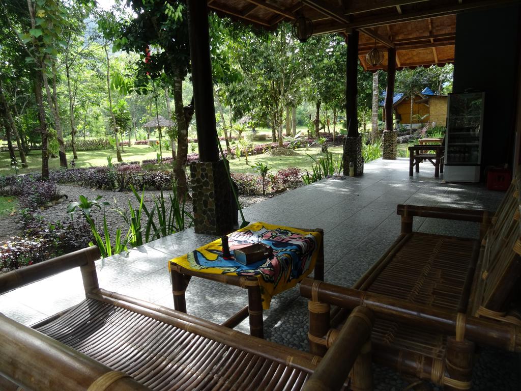 Batu Kapal Guest House & Jungle Trekking Bukit Lawang Dış mekan fotoğraf
